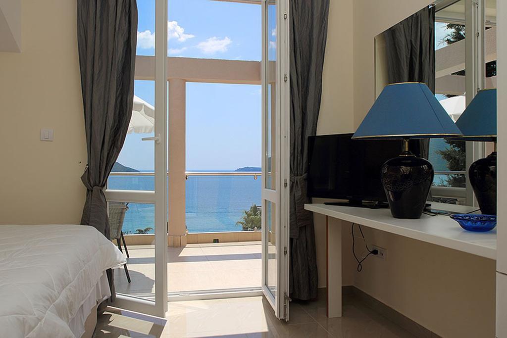 Swiss Residence Montenegro Херцег-Нови Экстерьер фото